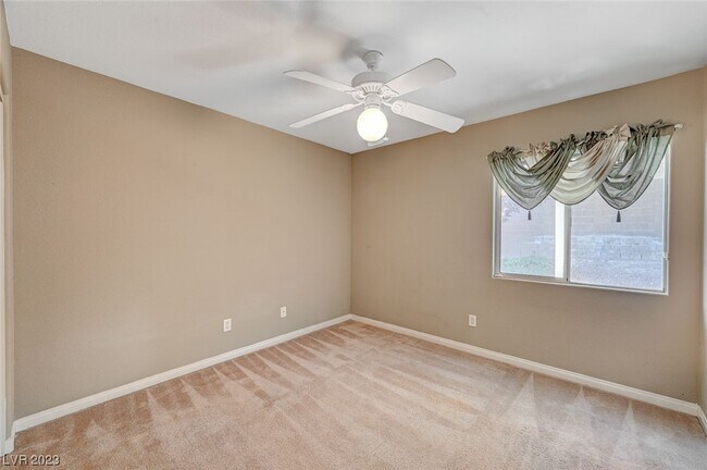 Photo - 201 Sandhill Crane Ave