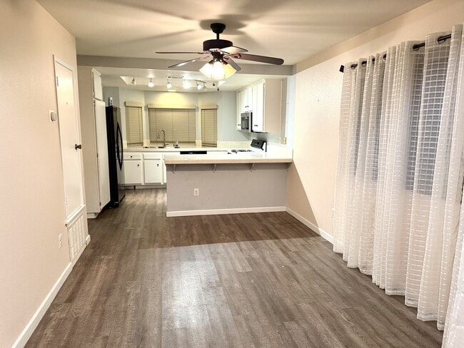 Photo - 28133 Vía Domador