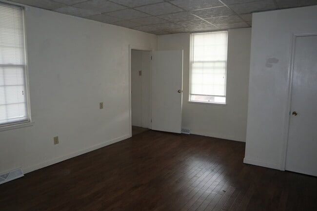 Photo - 320 3rd St Unit B