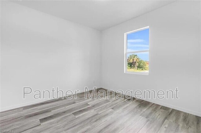 Photo - 422 NE 20th Terrace House