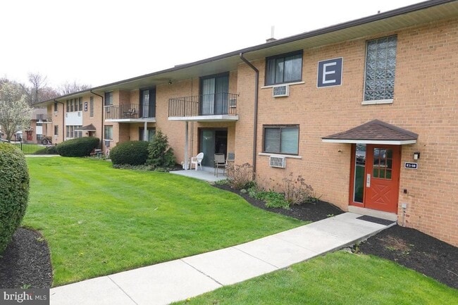 Building Photo - 1016 W Baltimore Pike Unit 11 Rental