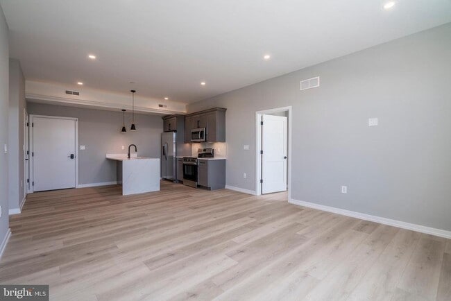 Photo - 2401 Washington Ave Unit 2C