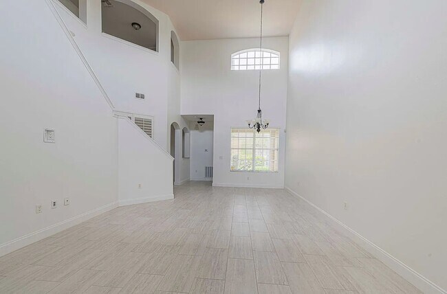 Photo - 3701 Titanic Cir