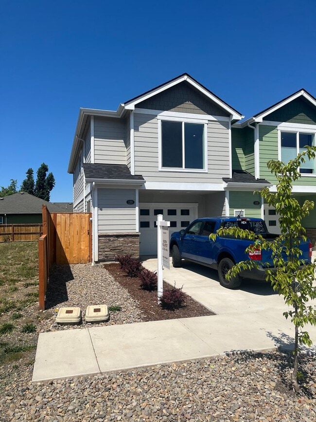 New Construction!! 3-Bedroom 2-Bathroom to... - New Construction!! 3-Bedroom 2-Bathroom to... House