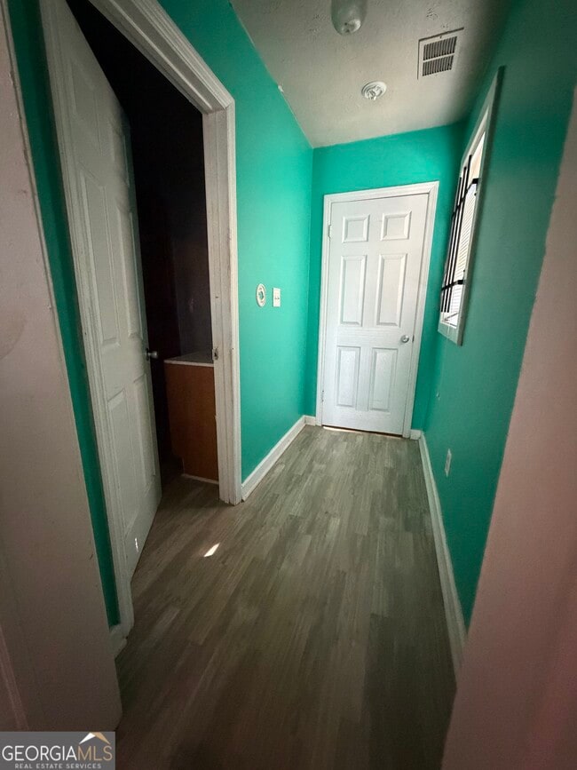 Photo - 2002 Chicago Ave NW