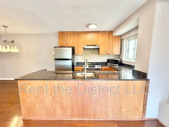 Photo - 5315 Connecticut Ave NW Unit APT 603