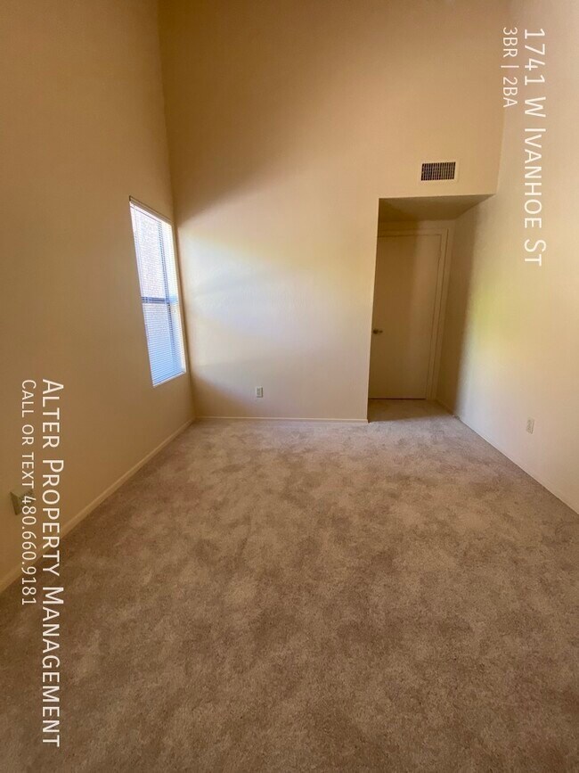 Beautiful renovated Chandler home! Rental For Rent in Chandler, AZ