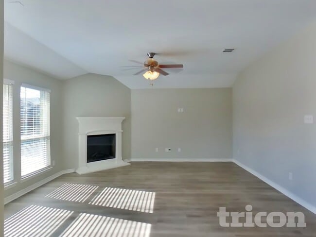 Photo - 3213 Shady River Trail