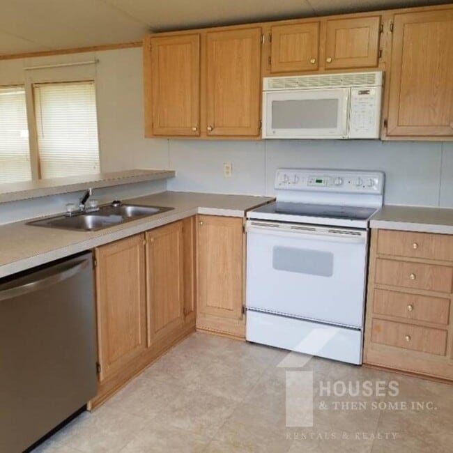 Photo - 729 Brockman McClimon Rd