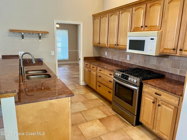 Photo - 2372 Windham Dr