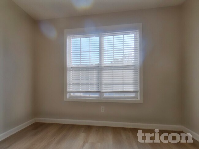 Photo - 224 Stone Creek Dr