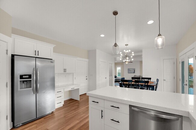 Photo - 7847 Sagebrush Ln