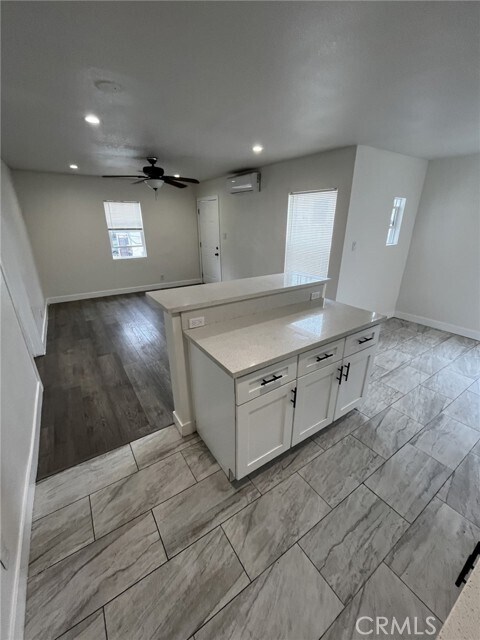 Building Photo - 4518 Normandie Ave Unit 3/4