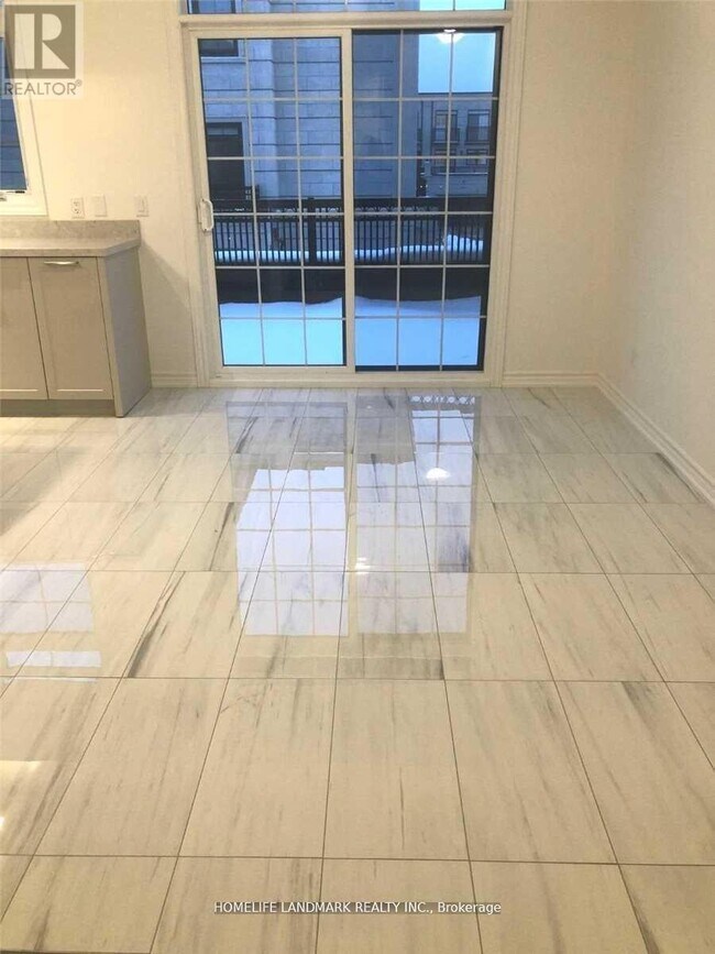 Photo - 81 William Saville St.