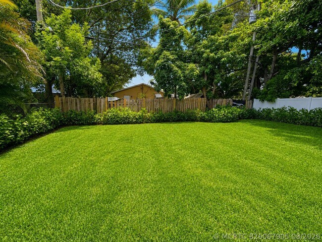 220 NW 12th Ct Unidad 3