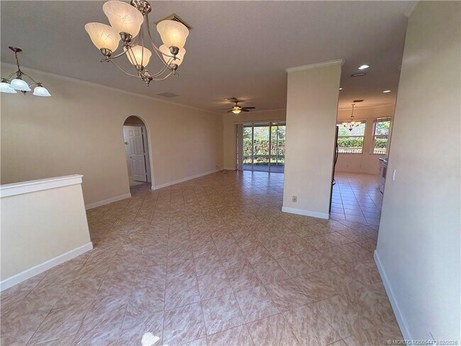 Photo - 947 NW 13th St