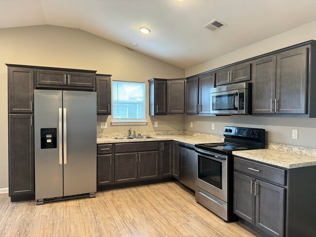 Photo - 2621 Hailey Rose Way