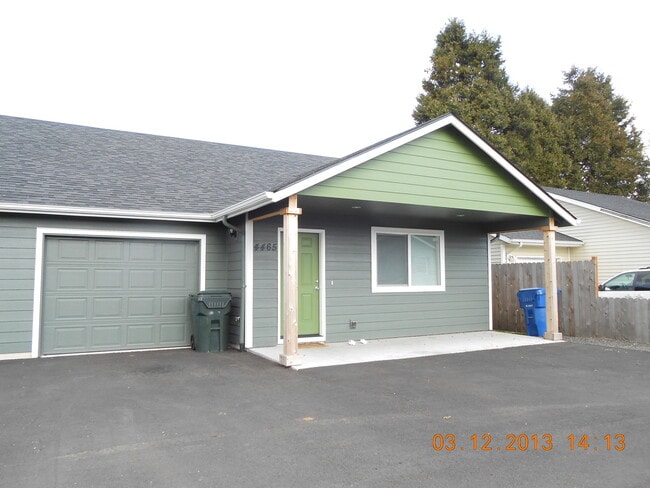 Photo - 044-4463-4465 Blueberry Duplex, Salem Unit 044-4465 Blueberry