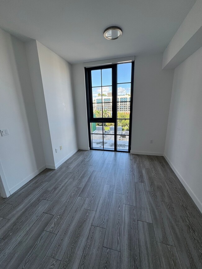 Master Bedroom - 160 NW 27th St Unit A2
