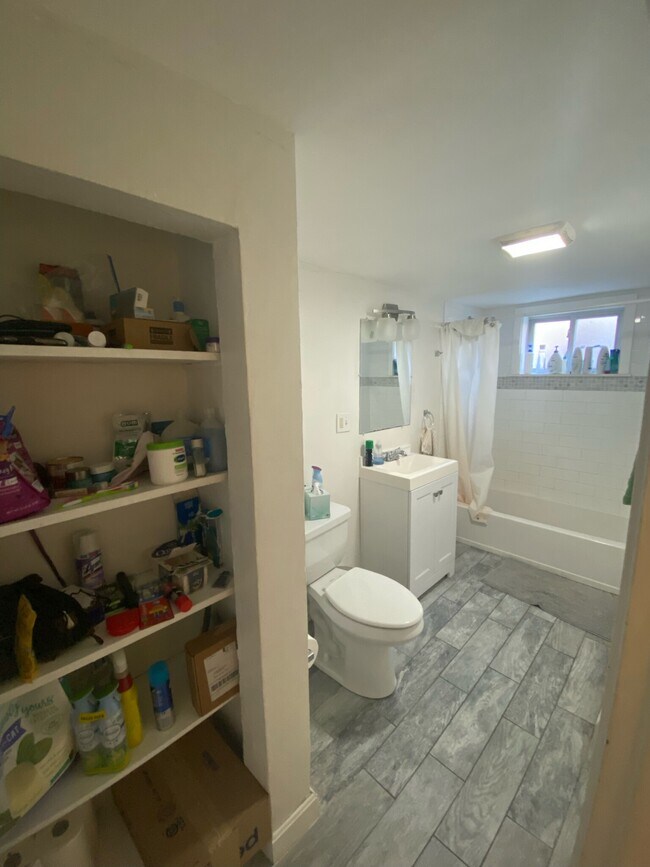 Photo - 67 Chiswick Rd Unit 1