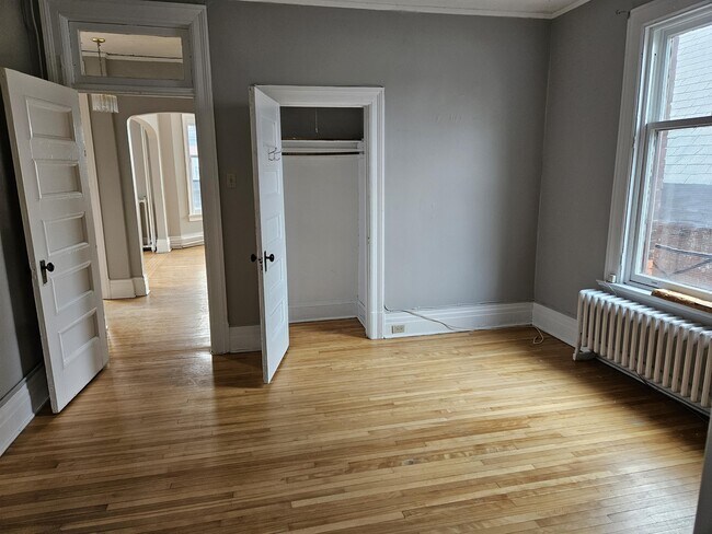 Photo - 209 Rue Wilbrod St Unité 2