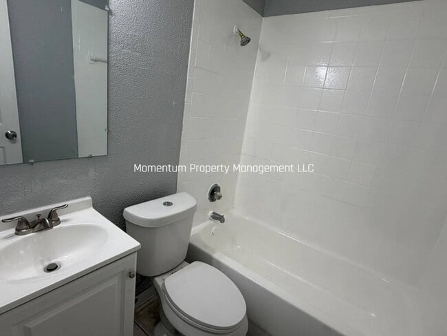 2811 Anthony St Unit B