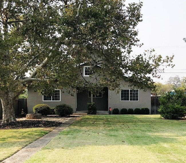 Photo - 943 Shearer St Townhome