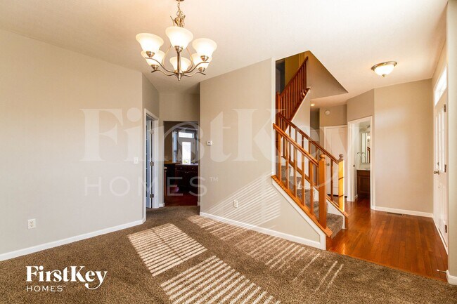 Photo - 6626 Thistle Grove