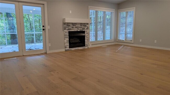 Photo - 6 Erith Ln