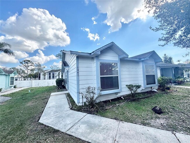 Photo - 1947 Bentley Blvd Townhome