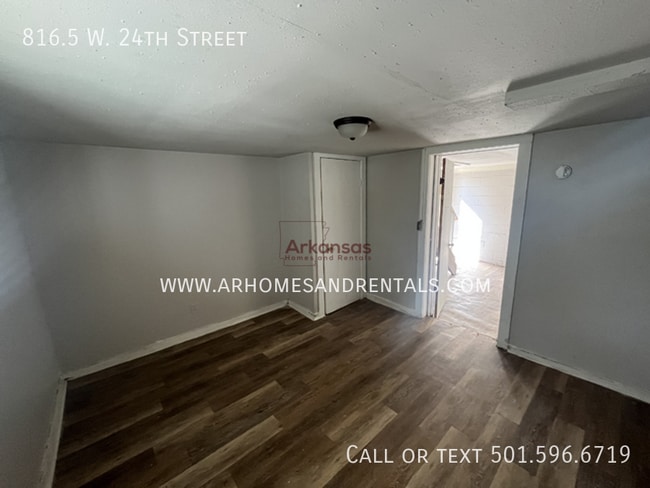 Photo - 816.5 W 24th St