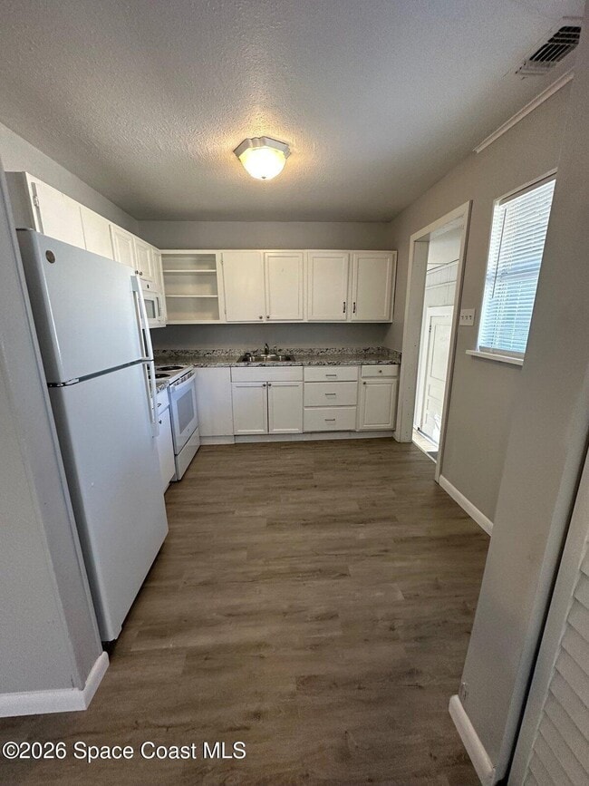 Photo - 1022 1st Ave