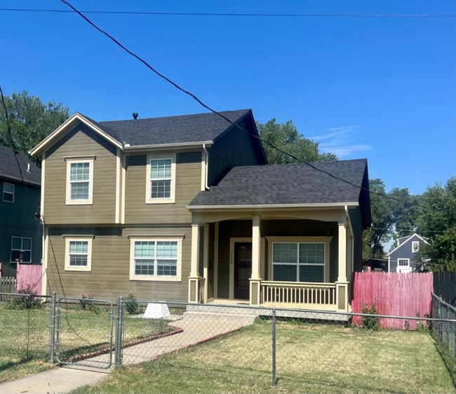 Building Photo - 1220 Barnett Ave Rental