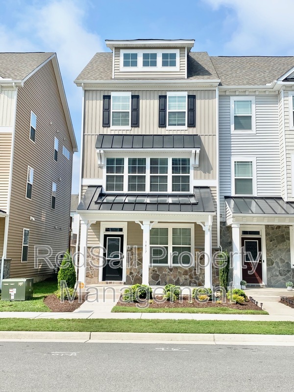 Photo - 1417 Harwinton Ct House
