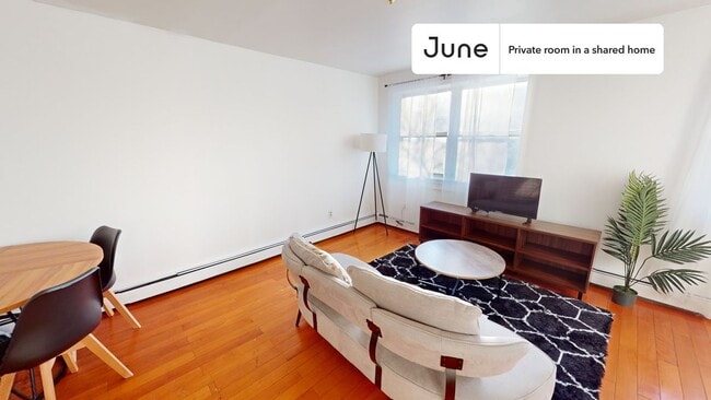 Room in Shared 2 bed/2 bath home in Fort Greene