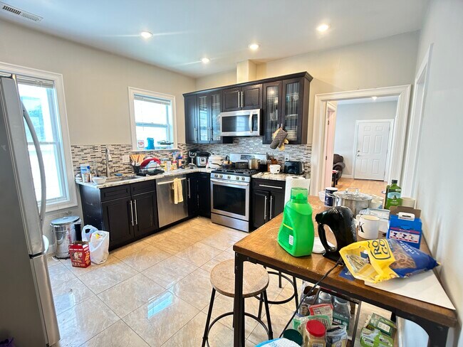 Photo - 81 Newbury St Apartments Unit 2