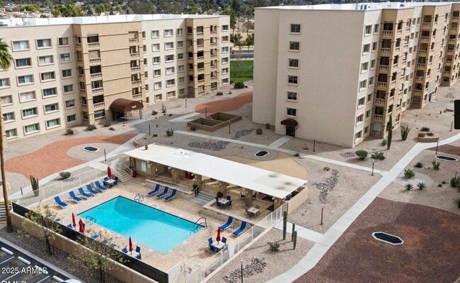 Building Photo - 7920 E Camelback Rd Unit 407 Rental