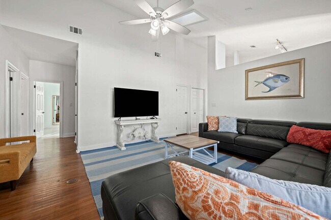 Photo - 4431 Luke Ave Unidad ID1354368P