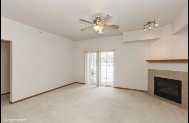 Building Photo - 130 Jefferson St Unit #8