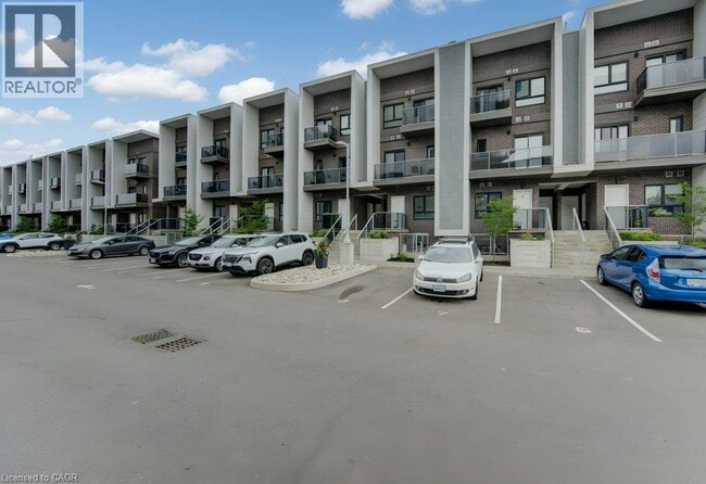 Photo - 1430 Highland Rd W
