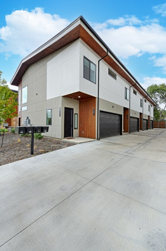 Photo - 2124 Lovedale Ave Townhome