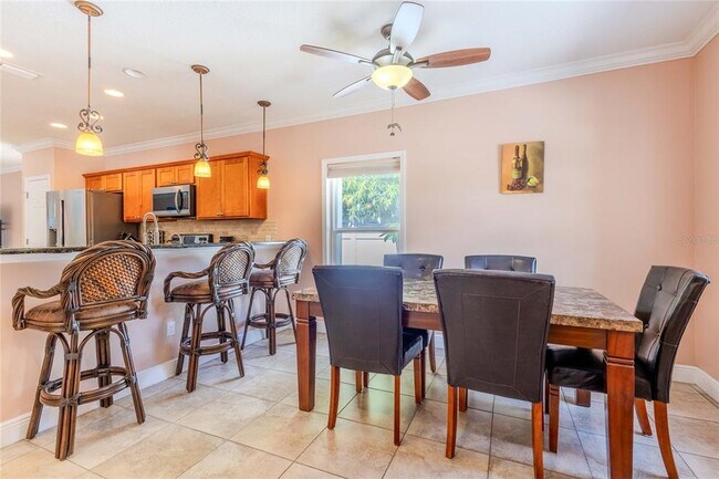 Photo - 2920 Edgewood Ln