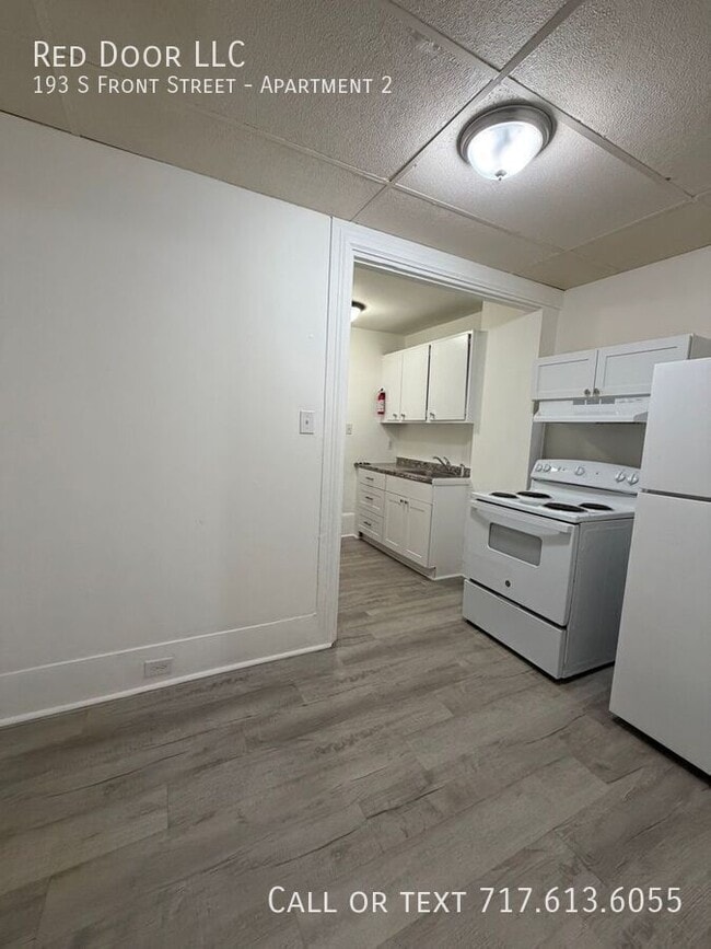Photo - 193 S Front St Unidad Apartment 2