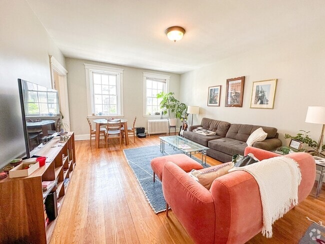 Building Photo - 856 Massachusetts Ave Unit 8 Rental