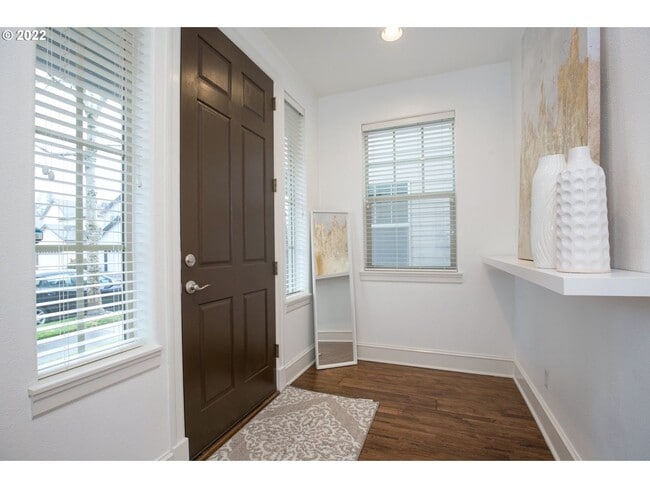 Photo - 17335 SW Montague Way