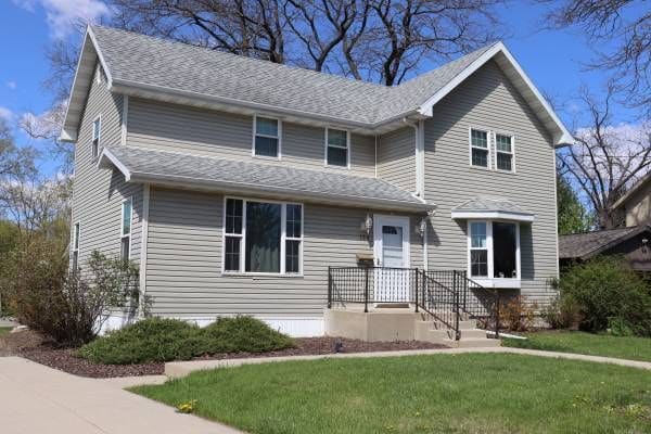 Photo - 154 River Rd