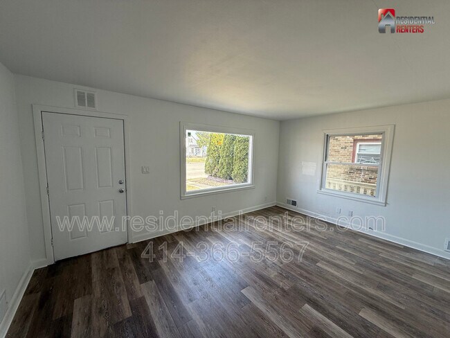 Photo - 6621 W Lincoln Ave