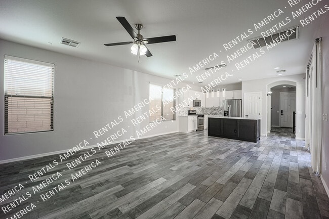 Photo - 18830 E Swan Dr