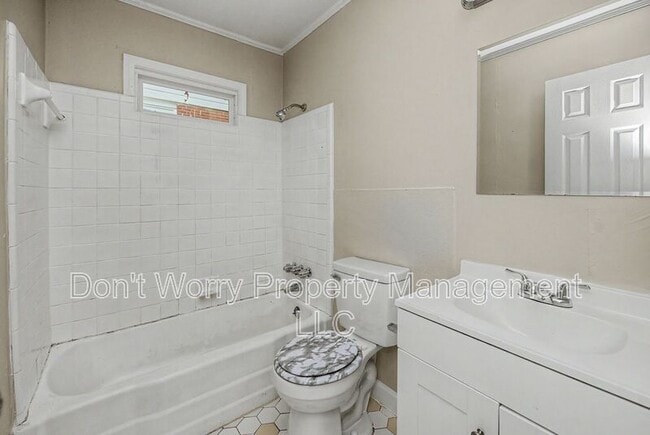 Photo - 419 Hobson St