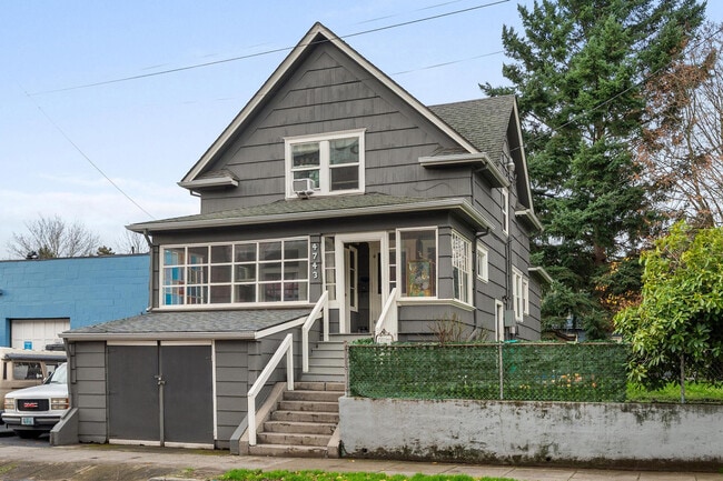 Photo - 4743 N Albina Ave Unidad B